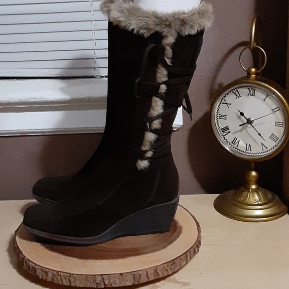 Frizzante Shoes - FRIZZANTE brown suede leather boots size 9